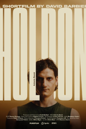 Poster HOLD ON